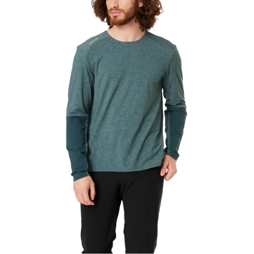 Велосипедная одежда унисекс темно-зеленая DECATHLON
Велосипедная одежда унисекс темно-зеленая DECATHLON