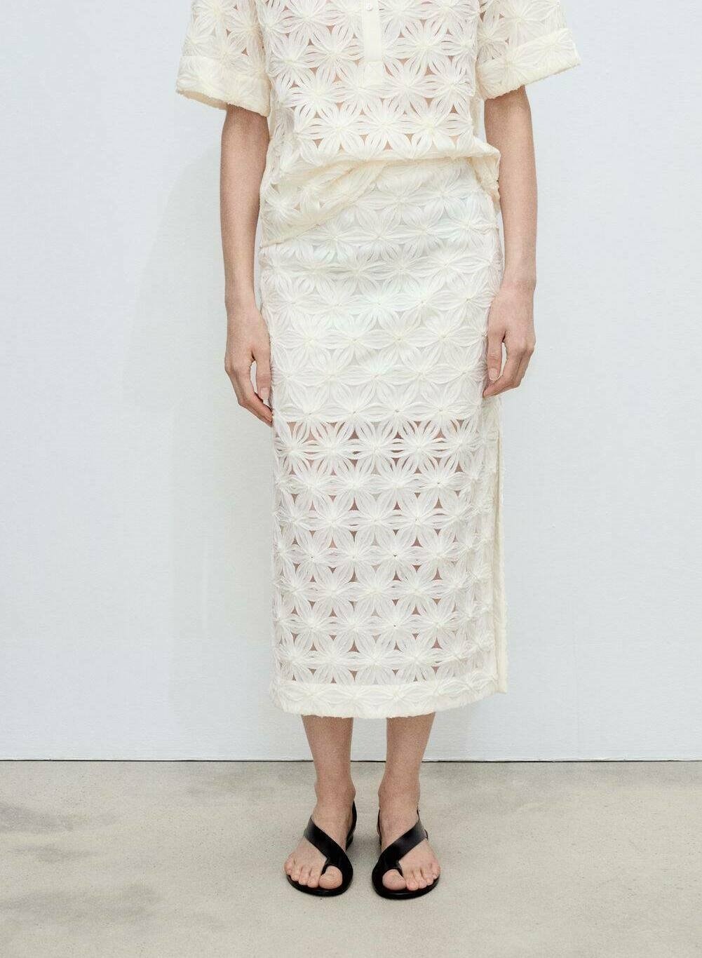 Юбка-карандаш DAISY Mango, молочный
Юбка-карандаш DAISY Mango, молочный