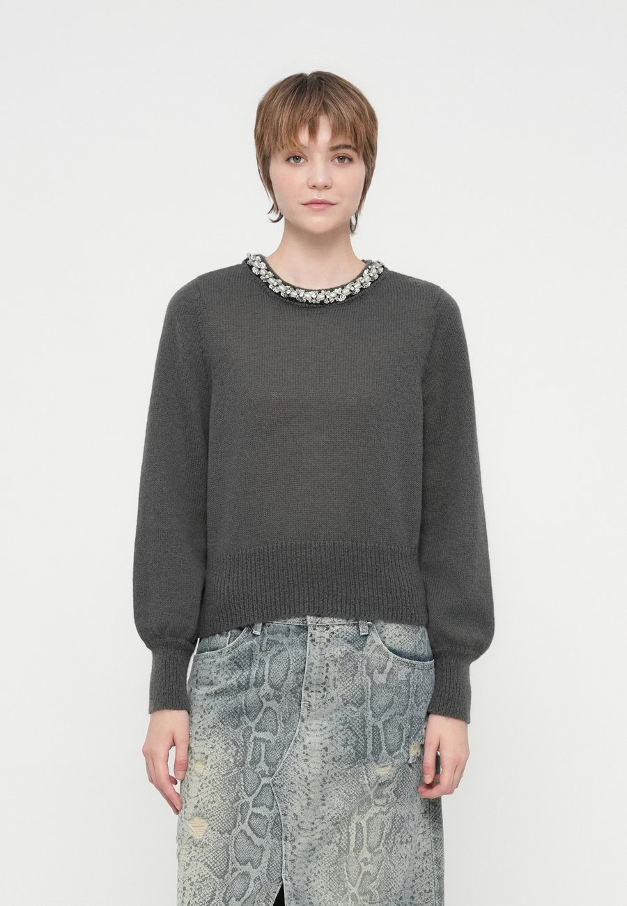 Джемпер VILA VIALICE BLING PULLOVER, Dark Grey Melange/Mottled Dark Grey
Джемпер VILA VIALICE BLING PULLOVER, Dark Grey Melange/Mottled Dark Grey
