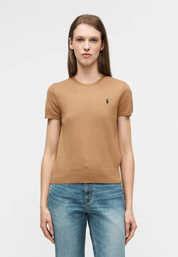 Свитер с коротким рукавом и круглым вырезом, базовая футболка Polo Ralph Lauren, Collection Camel Melange, Бежевый, Свитер с коротким рукавом и круглым вырезом, базовая футболка Polo Ralph Lauren, Collection Camel Melange
Свитер с коротким рукавом и круглым вырезом, базовая футболка Polo Ralph Lauren, Collection Camel Melange, Бежевый, Свитер с коротким рукавом и круглым вырезом, базовая футболка Polo Ralph Lauren, Collection Camel Melange