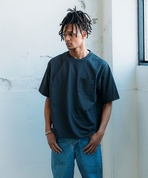 Футболка из полиэстера Air Dry, влагоотводящая, быстросохнущая, с защитой от УФ-излучения, круглым вырезом и карманом, бренд FREAK'S STORE, цвет угольно-серый
Футболка из полиэстера Air Dry, влагоотводящая, быстросохнущая, с защитой от УФ-излучения, круглым вырезом и карманом, бренд FREAK'S STORE, цвет угольно-серый