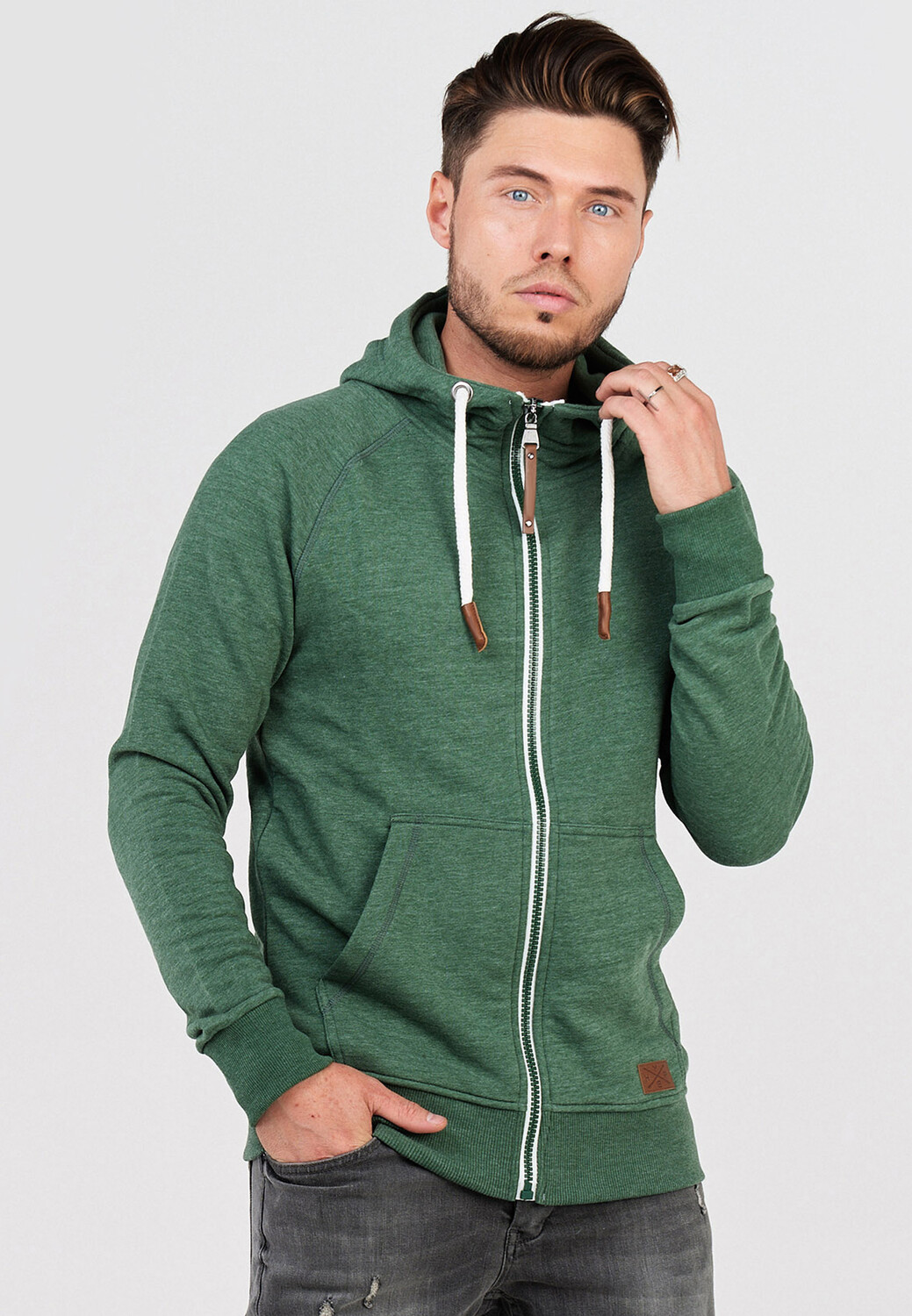 Толстовка SOUL STAR MSWMODESTO Hoodie Weicher Kapuzenpullover Sweatshirt, зеленый
Толстовка SOUL STAR MSWMODESTO Hoodie Weicher Kapuzenpullover Sweatshirt, зеленый