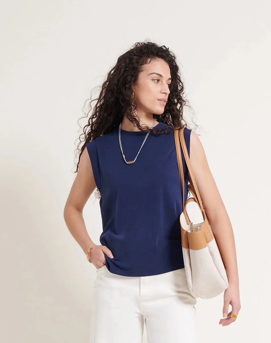 Женская майка без рукавов с круглым вырезом Naf Naf, темно-синий
Женская майка без рукавов с круглым вырезом Naf Naf, темно-синий