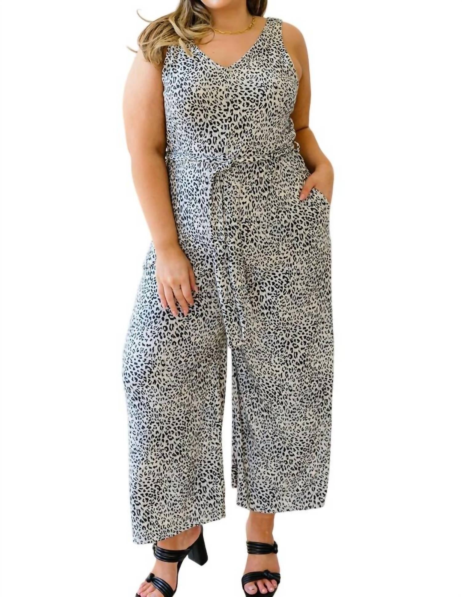 Комбинезон с принтом Wild Thing Animal Print в цвете Multi Shopin in LA
Комбинезон с принтом Wild Thing Animal Print в цвете Multi Shopin in LA