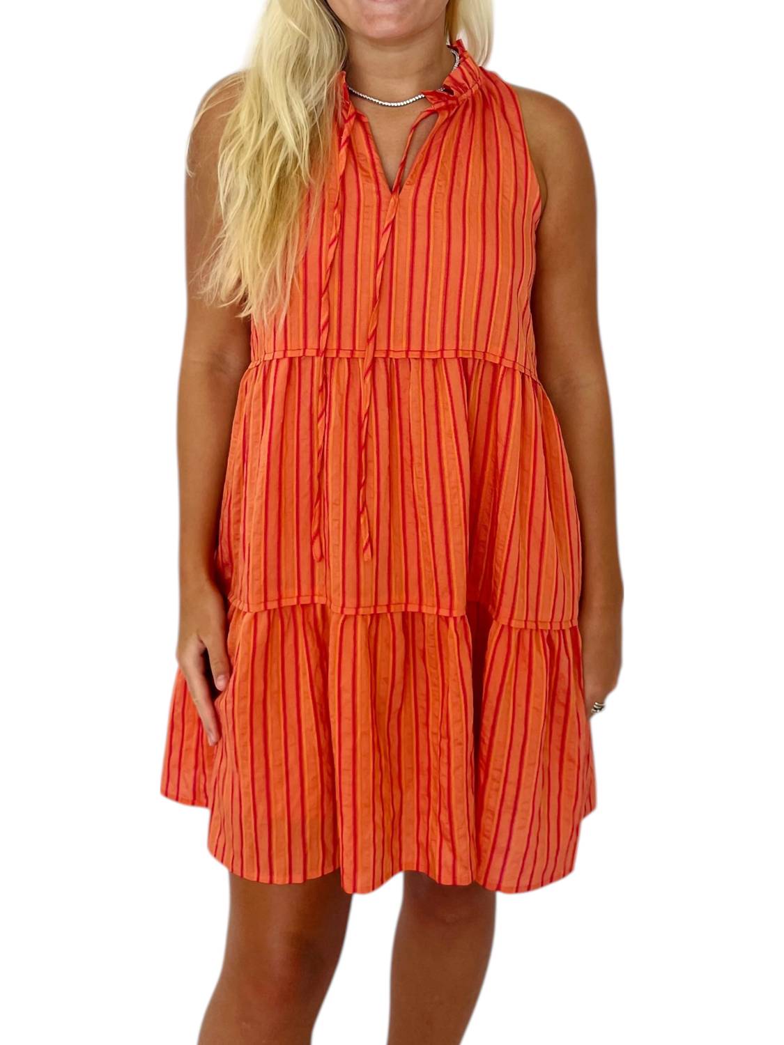 Мини-платье Dylan Halter в оранжевом цвете Joy Joy
Мини-платье Dylan Halter в оранжевом цвете Joy Joy