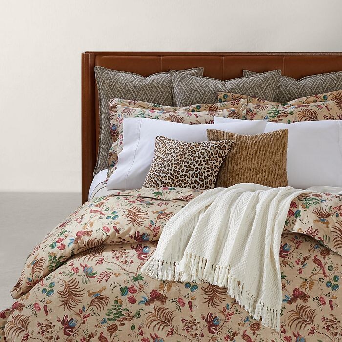 Пододеяльник из хлопка и перкаля Ralph Lauren Maren, цвет King, коричневый/бежевый
Пододеяльник из хлопка и перкаля Ralph Lauren Maren, цвет King, коричневый/бежевый
