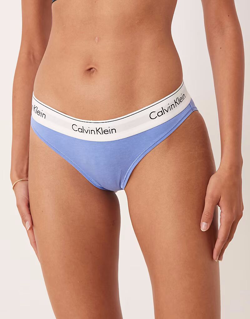 Трусики-бикини Calvin Klein Modern Cotton василькового цвета
Трусики-бикини Calvin Klein Modern Cotton василькового цвета