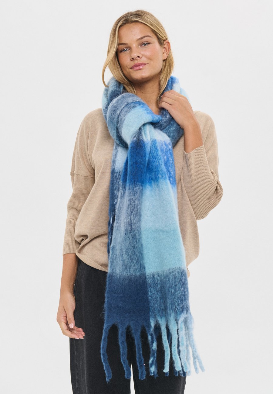 Шарф Saint Tropez FALBERTASZ SCARF, Campanula/Blue
Шарф Saint Tropez FALBERTASZ SCARF, Campanula/Blue