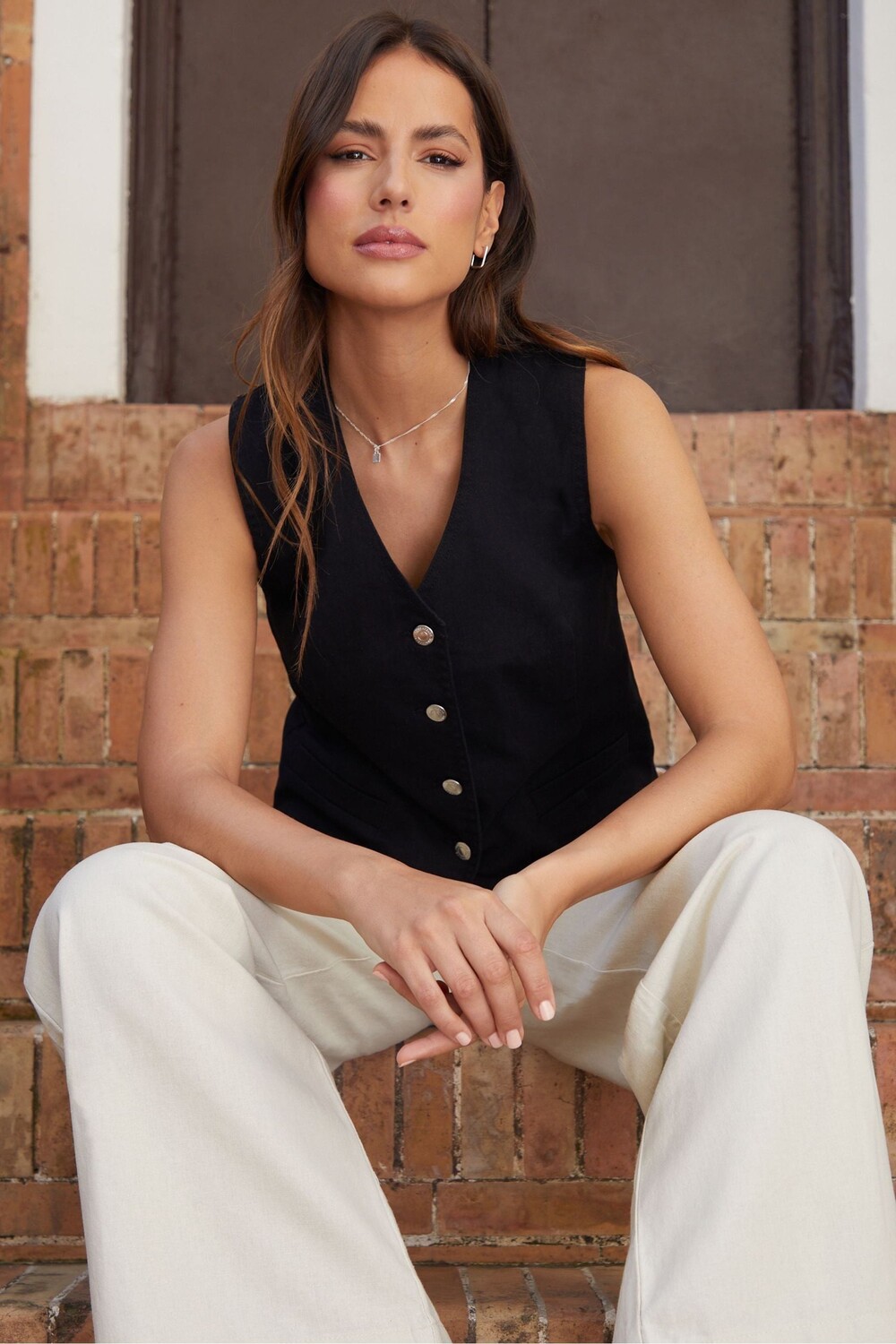 Индивидуальный джинсовый жилет Threadbare, черный
Индивидуальный джинсовый жилет Threadbare, черный