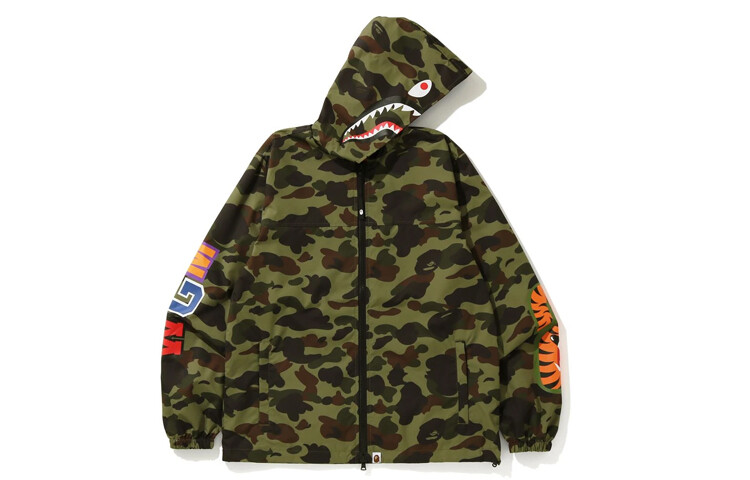 Куртка с капюшоном BAPE 1st Camo Shark WGM A Bathing Ape, зеленый
Куртка с капюшоном BAPE 1st Camo Shark WGM A Bathing Ape, зеленый