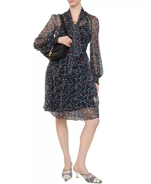 Шелковое платье с мелким цветочным принтом Burberry, черный
Шелковое платье с мелким цветочным принтом Burberry, черный