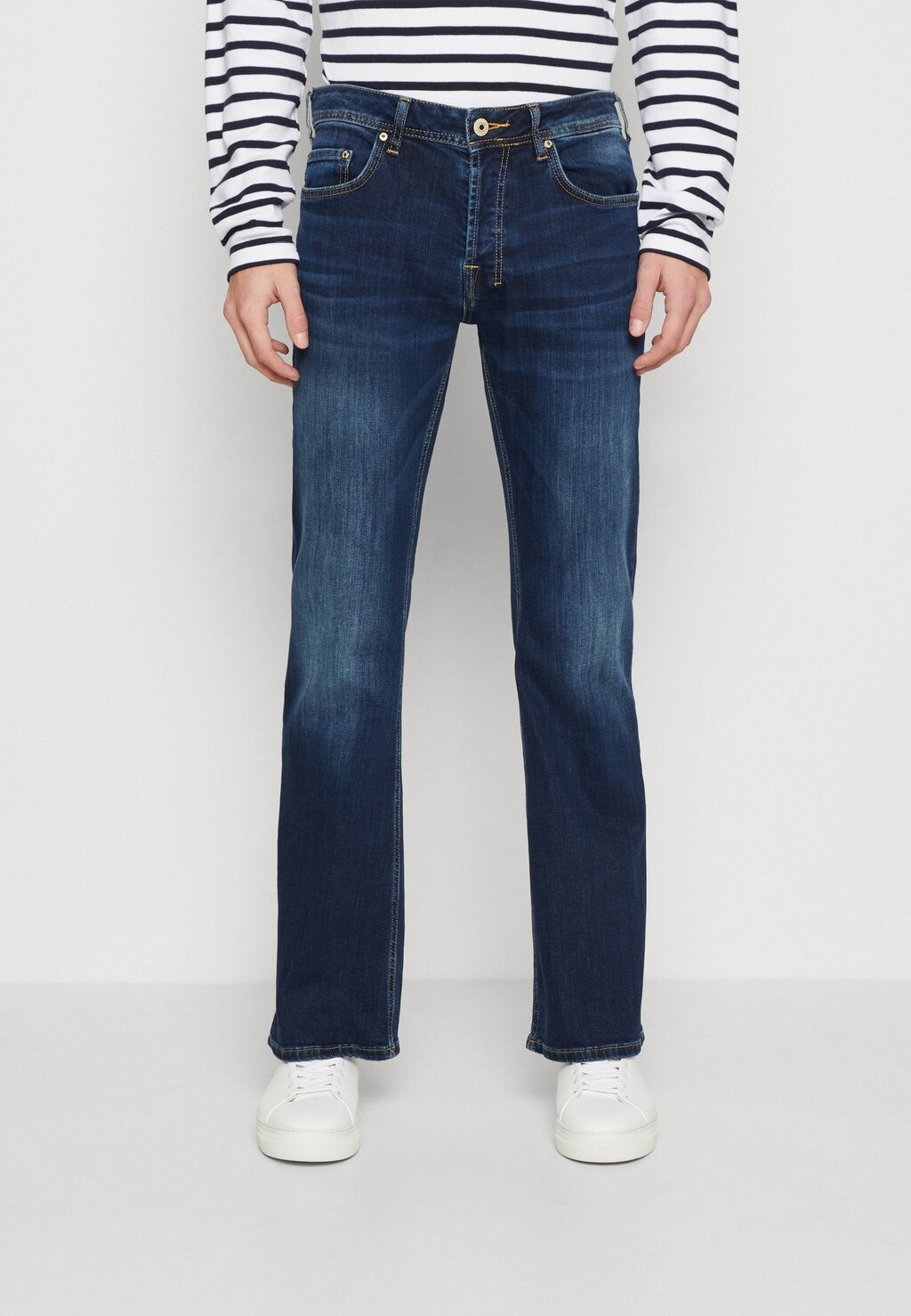 Джинсы Bootcut TINMAN LTB, темно-синий
Джинсы Bootcut TINMAN LTB, темно-синий