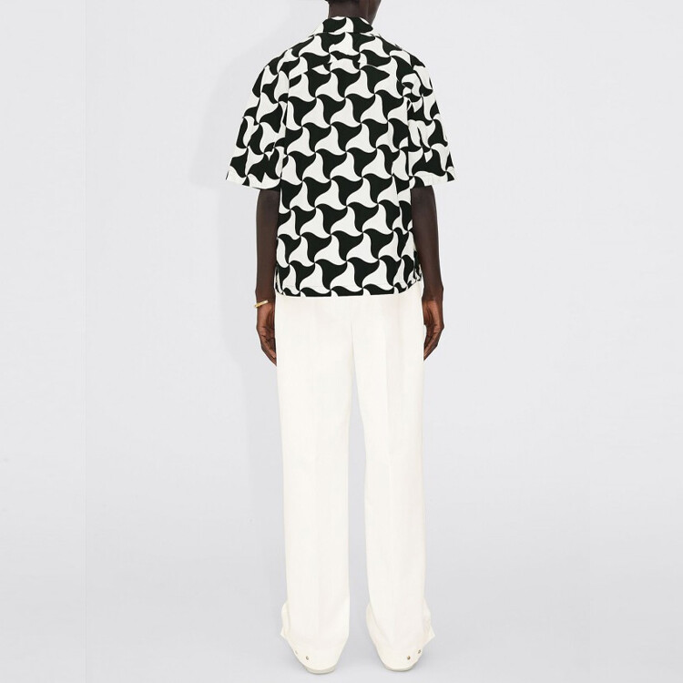 Рубашка мужская многоцветная Bottega Veneta, цвет Multicolor
Рубашка мужская многоцветная Bottega Veneta, цвет Multicolor