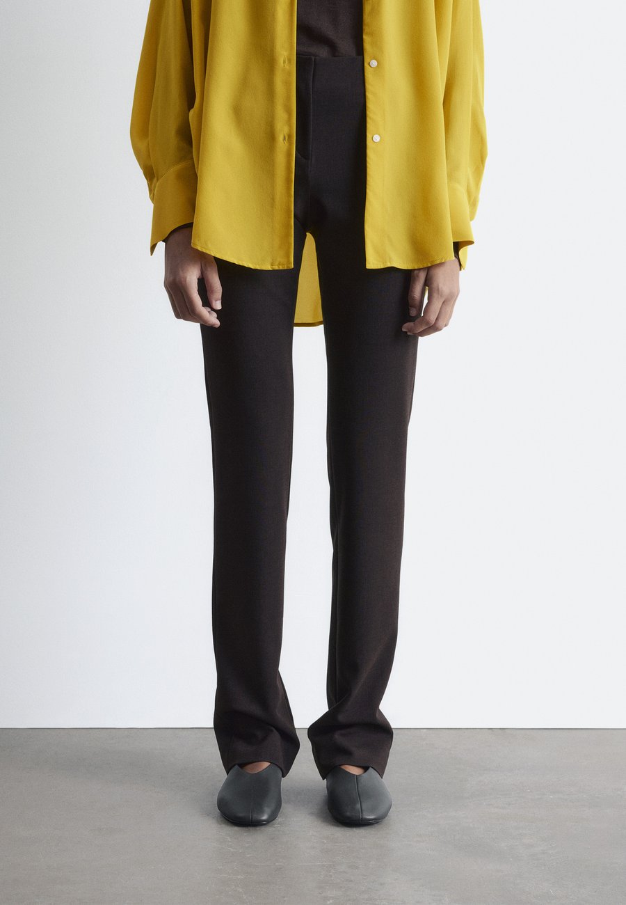 Брюки & other stories Trousers, Dark Brown
Брюки & other stories Trousers, Dark Brown