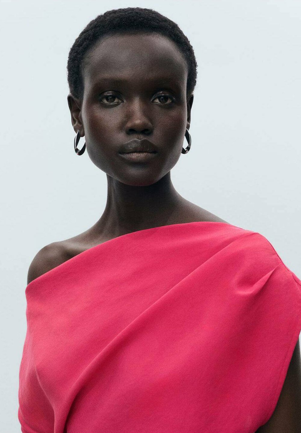 Длинное платье MOCHA Mango, цвет Strawberry
Длинное платье MOCHA Mango, цвет Strawberry