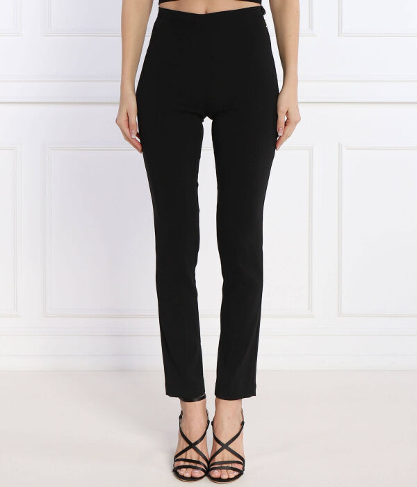 Штаны-сигареты Patrizia Pepe Regular Fit, черный
Штаны-сигареты Patrizia Pepe Regular Fit, черный