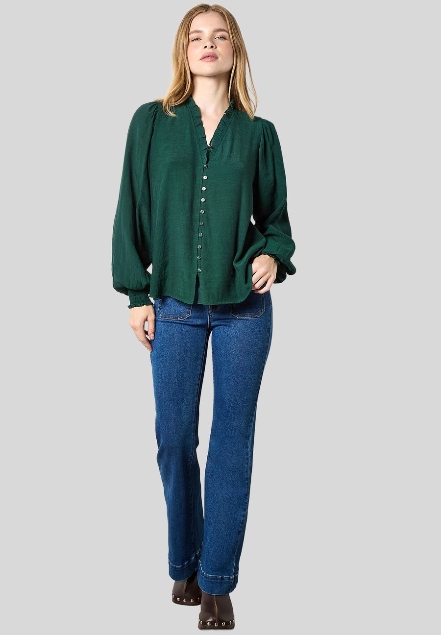 Блуза Apricot RUFFLE COLLAR , Green
Блуза Apricot RUFFLE COLLAR , Green