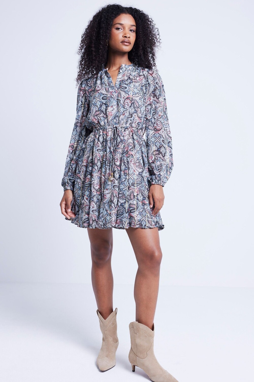 Мини платье на завязках River Island, синий
Мини платье на завязках River Island, синий