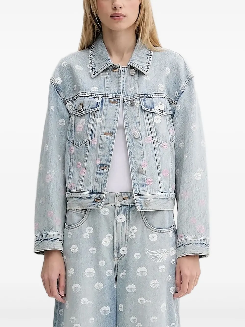 Джинсовая куртка на пуговицах Miss Sixty, синий
Джинсовая куртка на пуговицах Miss Sixty, синий