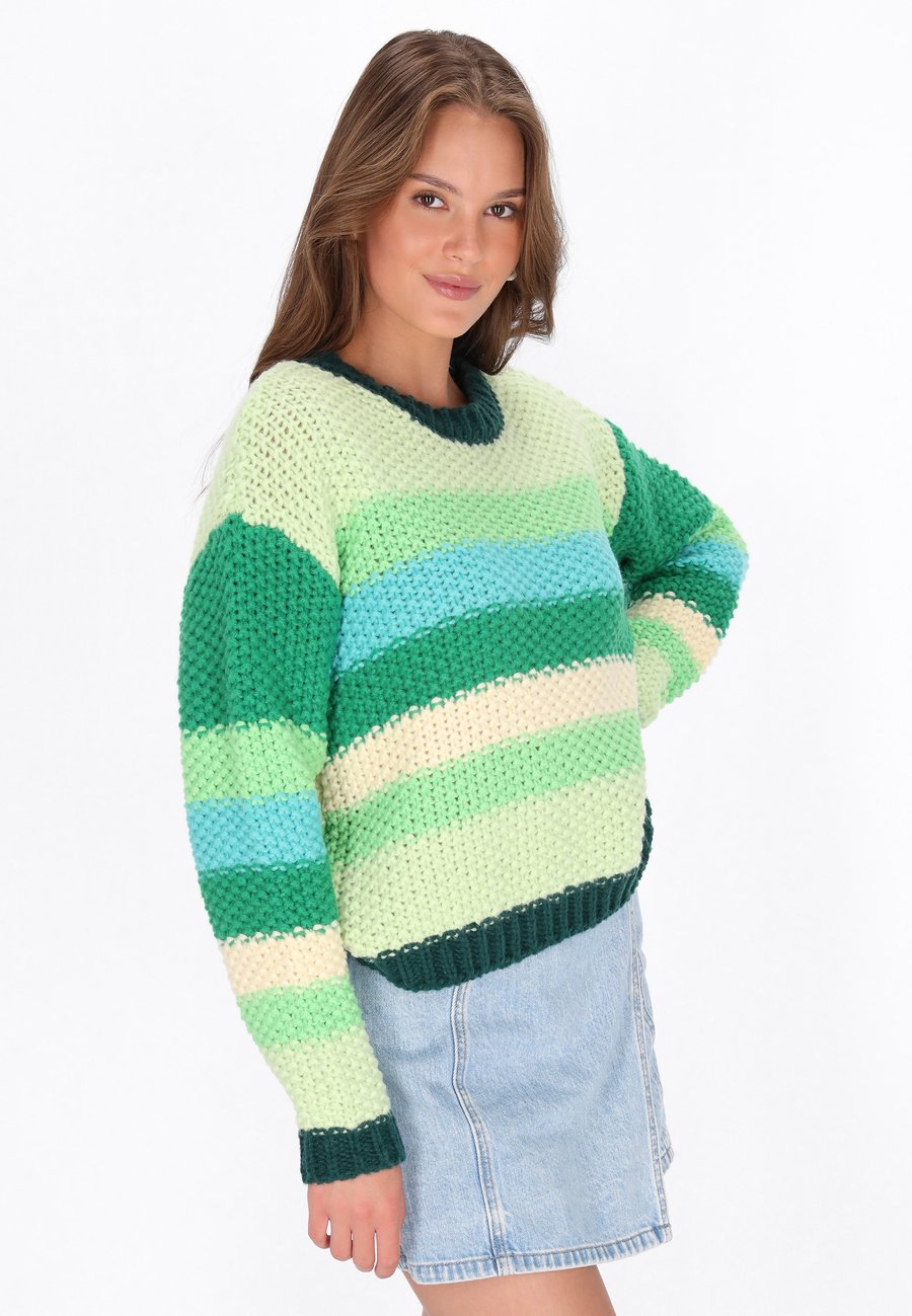 Джемпер myMo CREW NECK STRIPED, Green Multicolor/Multi-Coloured
Джемпер myMo CREW NECK STRIPED, Green Multicolor/Multi-Coloured
