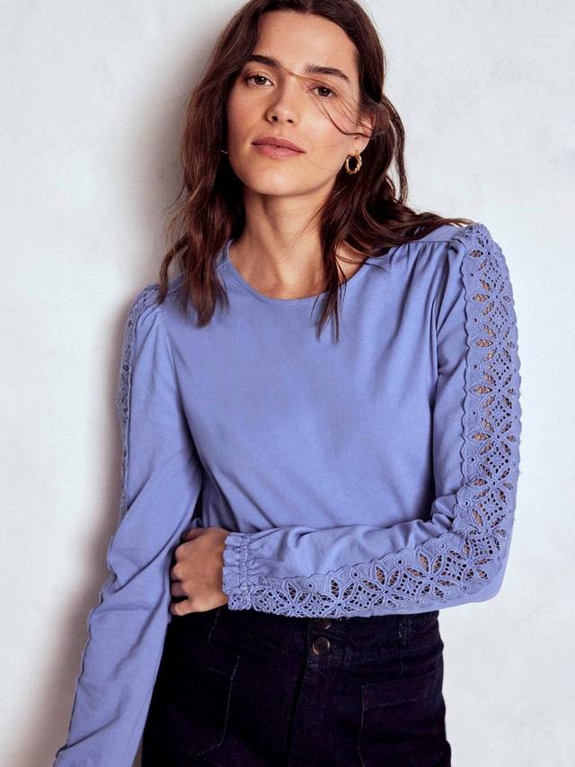 Блузка Scarlett из хлопка с отделкой бродери Boden
Блузка Scarlett из хлопка с отделкой бродери Boden
