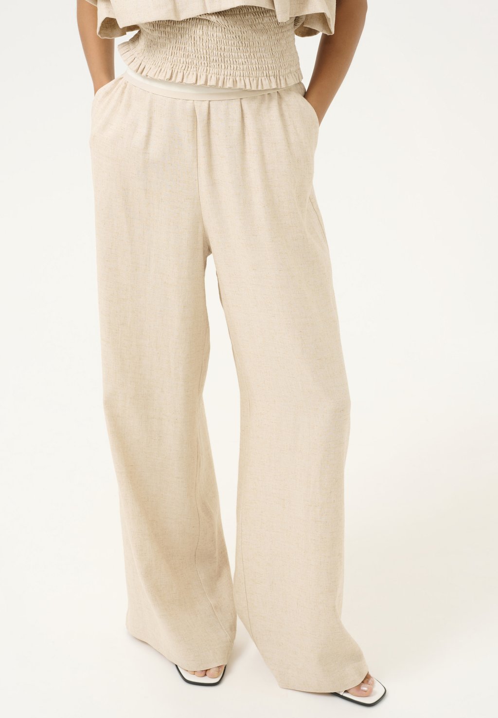 Брюки Karen by Simonsen, бежевый
Брюки Karen by Simonsen, бежевый