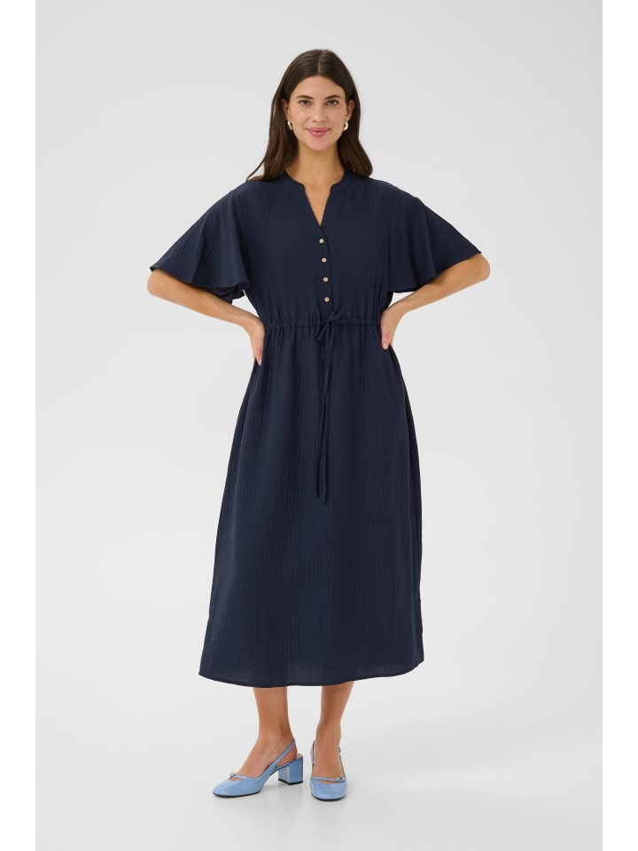 Cream Платье прямого кроя CRLori темно-синего цвета с блейзером
Cream Платье прямого кроя CRLori темно-синего цвета с блейзером