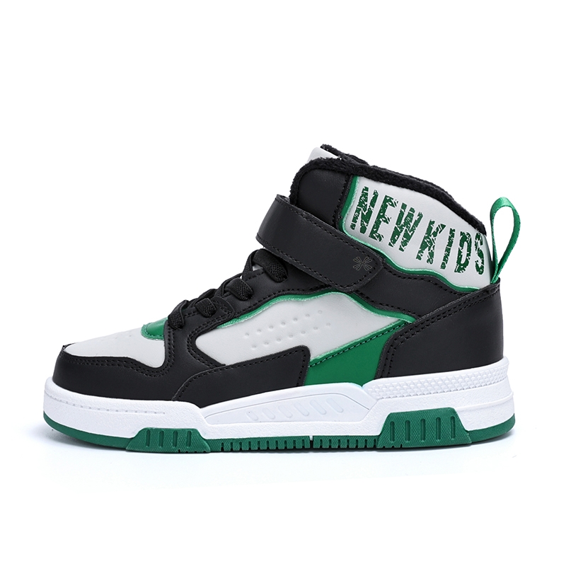 Детские скейтерские кроссовки Kids YUZHAOLIN, черный/зеленый
Детские скейтерские кроссовки Kids YUZHAOLIN, черный/зеленый