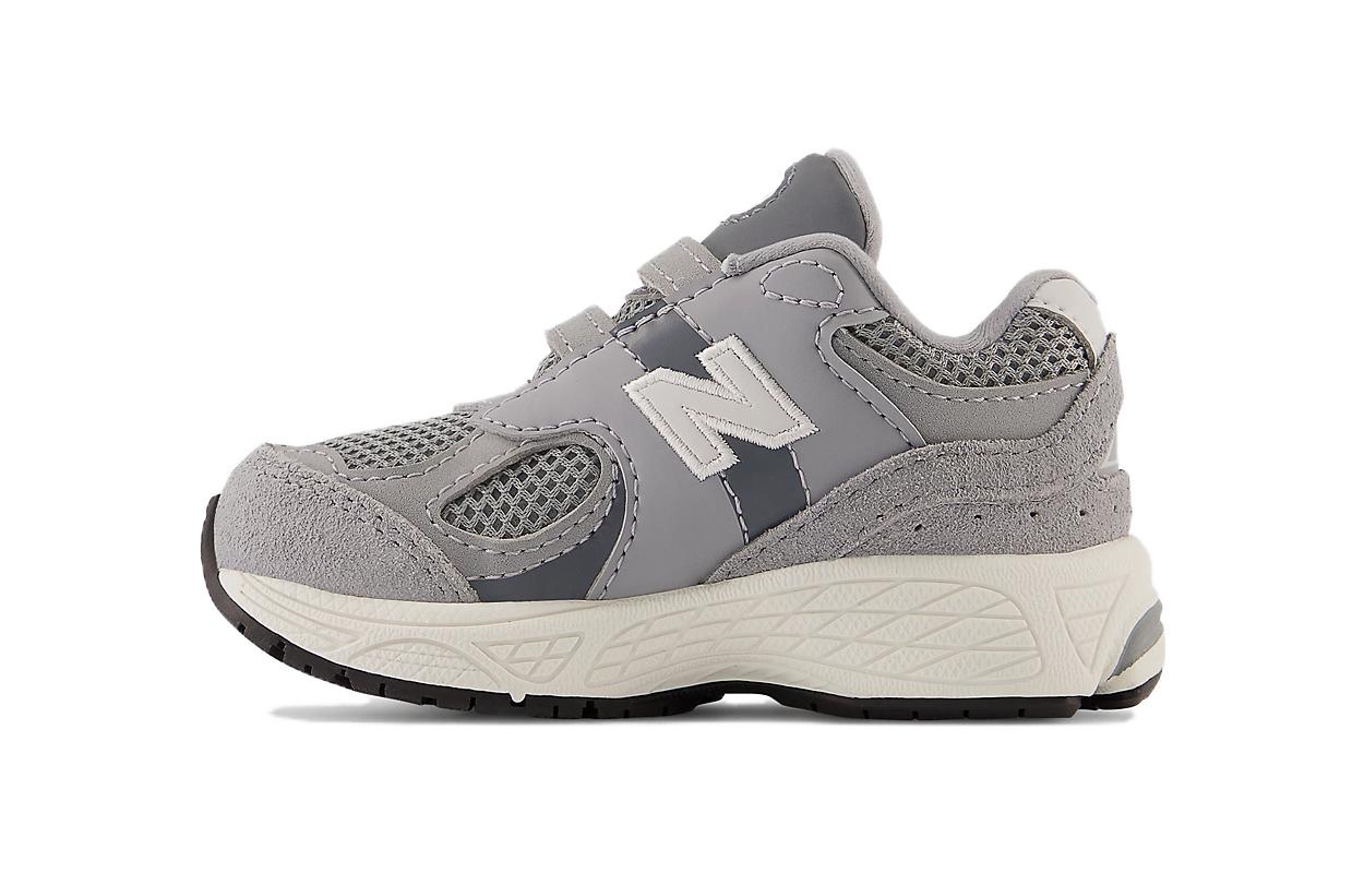 NB 2002R Дышащие Низкие Кроссовки для Малышей Серый Белый
NB 2002R Дышащие Низкие Кроссовки для Малышей Серый Белый