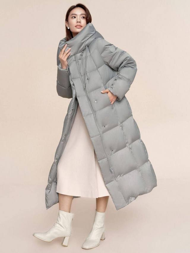 Утепленная удлиненная куртка с наполнителем из пуха Bosideng, Elegant Grey
Утепленная удлиненная куртка с наполнителем из пуха Bosideng, Elegant Grey