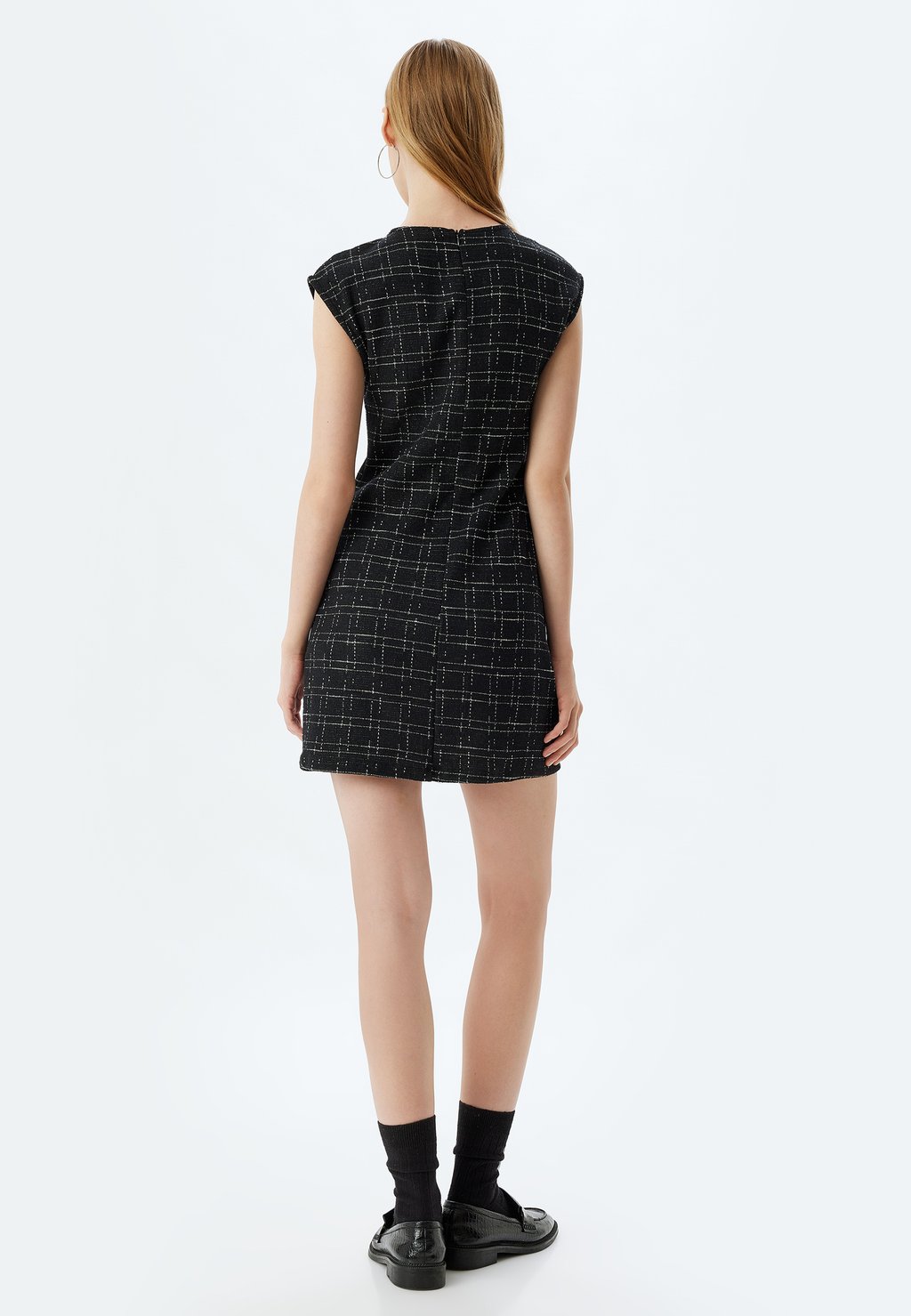 Платье-футляр MINI Koton, черный
Платье-футляр MINI Koton, черный