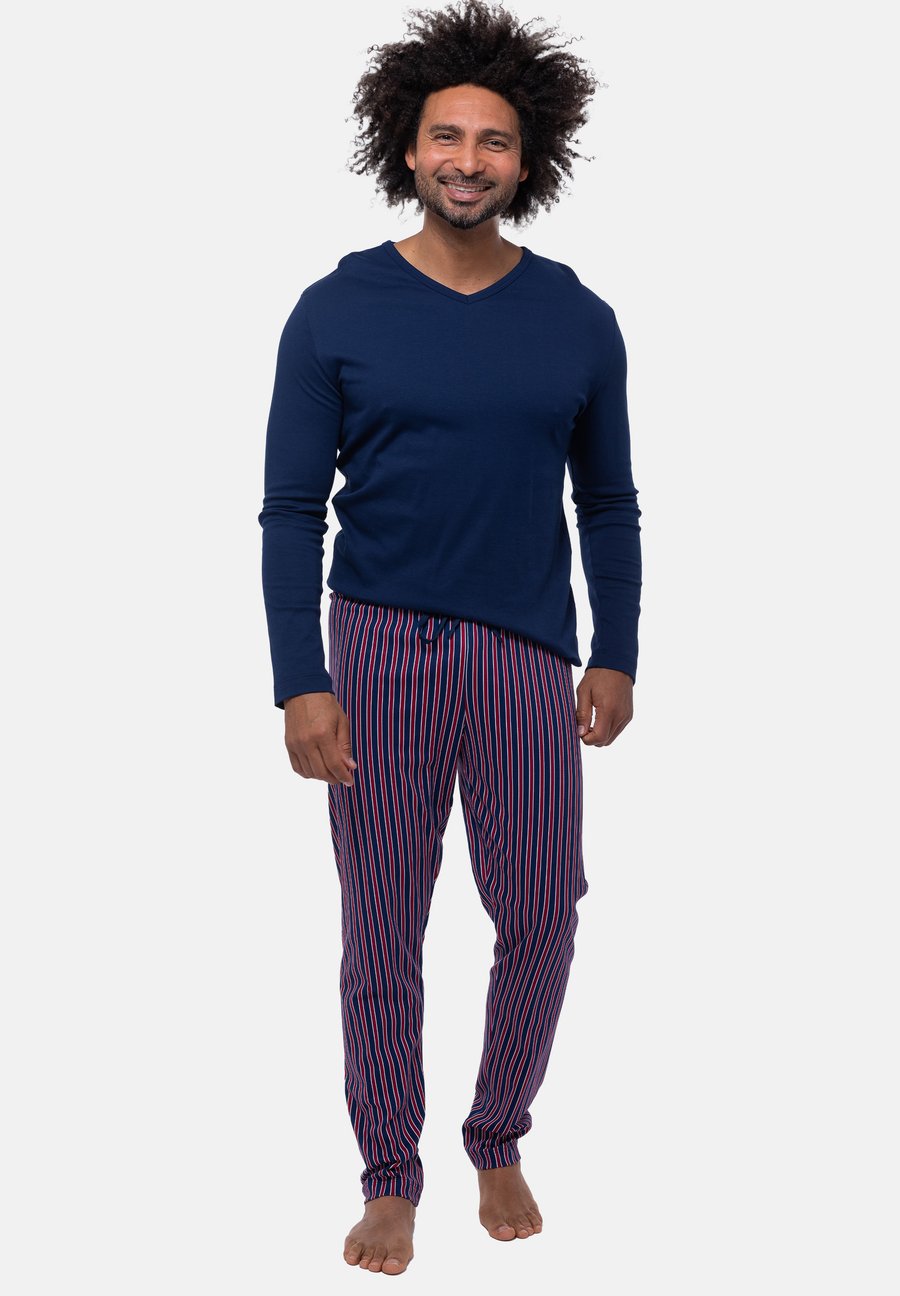 Пижамный комплект mey GRAPHIC STRIPES SET, Dunkelblau/Dark Blue
Пижамный комплект mey GRAPHIC STRIPES SET, Dunkelblau/Dark Blue