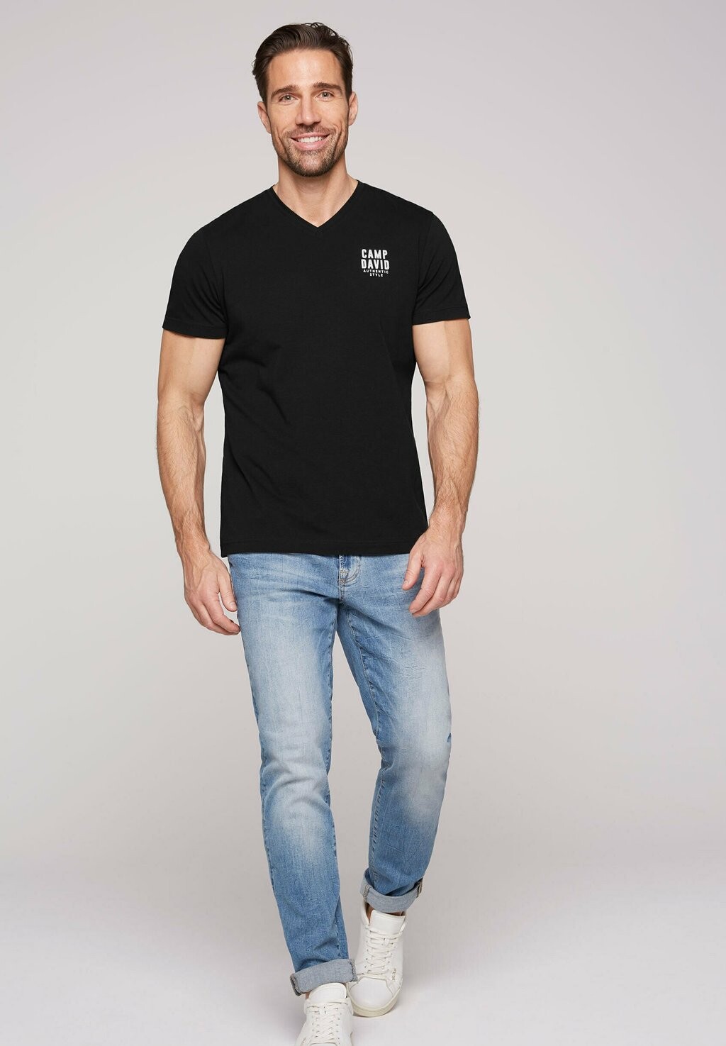 Футболка с принтом MIT LOGO PRINT Camp David, черный
Футболка с принтом MIT LOGO PRINT Camp David, черный