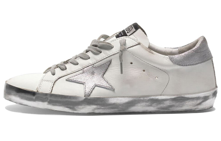 Мужские кроссовки Golden Goose SuperStar со звездой, белый/серебряный
Мужские кроссовки Golden Goose SuperStar со звездой, белый/серебряный