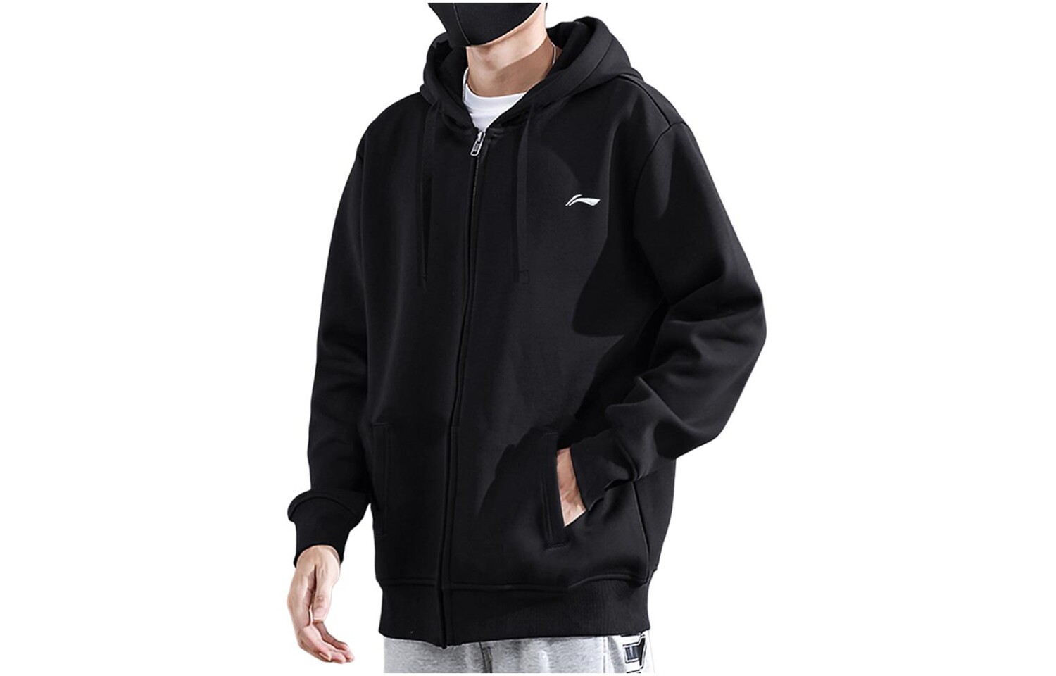 Куртка мужская черный Lining
Куртка мужская черный Lining