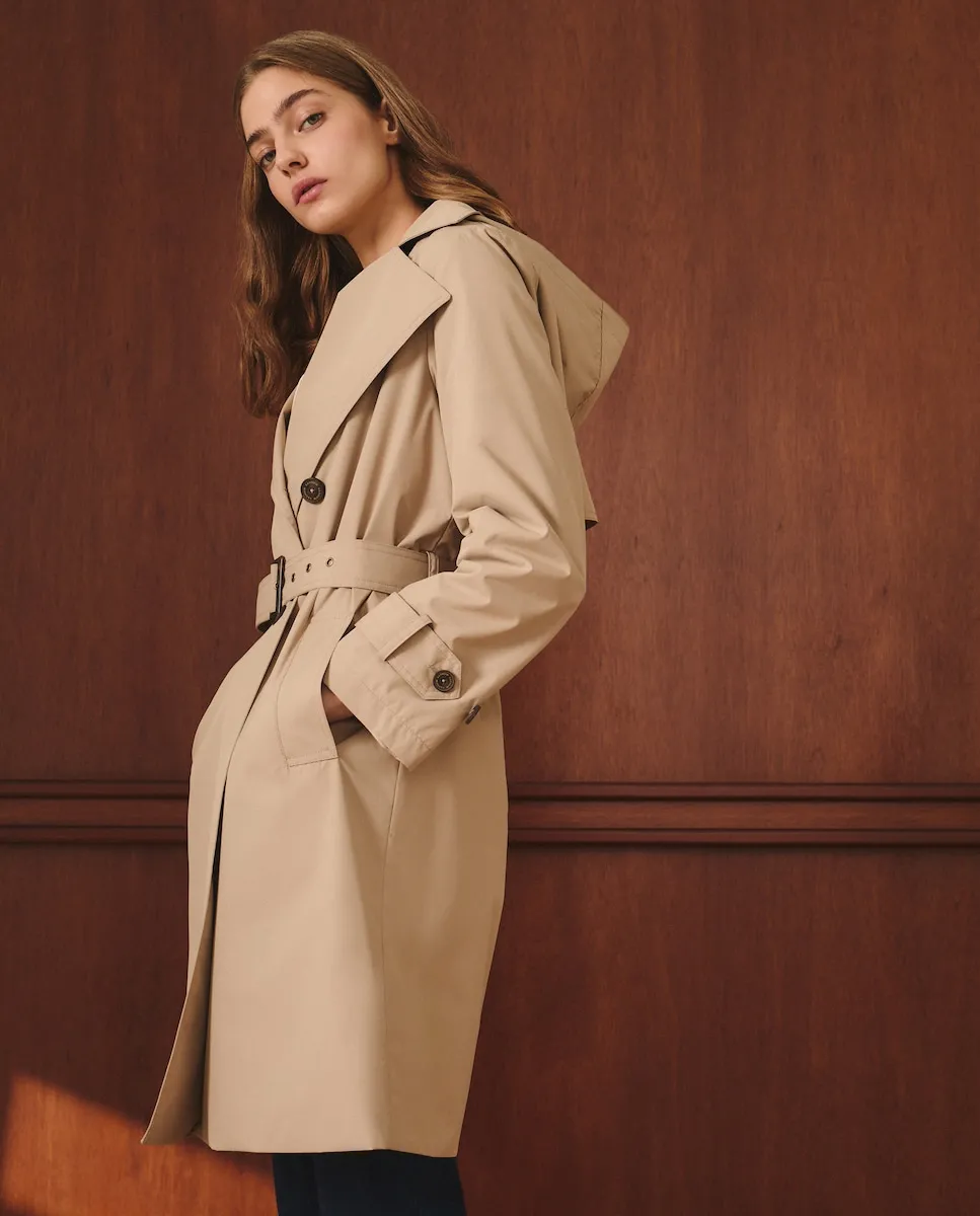 Длинное женское пальто-тренч однотонное Lloyd's, бежевый
Длинное женское пальто-тренч однотонное Lloyd's, бежевый