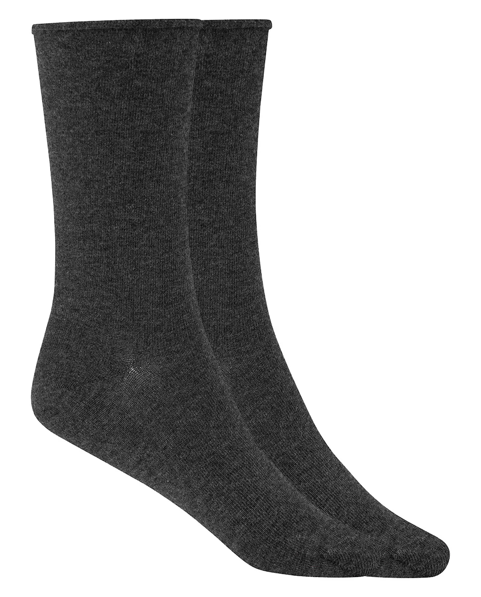 Комплект из 2 пар однотонных женских носков из органического хлопка с закатанными манжетами Punto Blanco, серый
Комплект из 2 пар однотонных женских носков из органического хлопка с закатанными манжетами Punto Blanco, серый