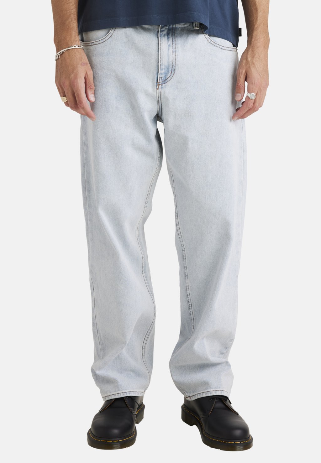 Джинсы свободного кроя RVCA, синий
Джинсы свободного кроя RVCA, синий