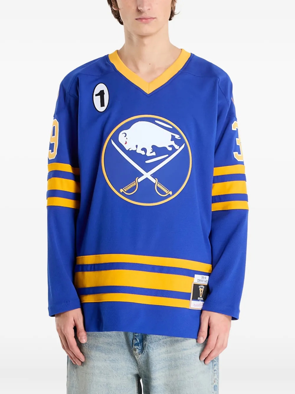 Футболка с Домиником Гашеком «Баффало Сейбрз» Mitchell & Ness, синий
Футболка с Домиником Гашеком «Баффало Сейбрз» Mitchell & Ness, синий