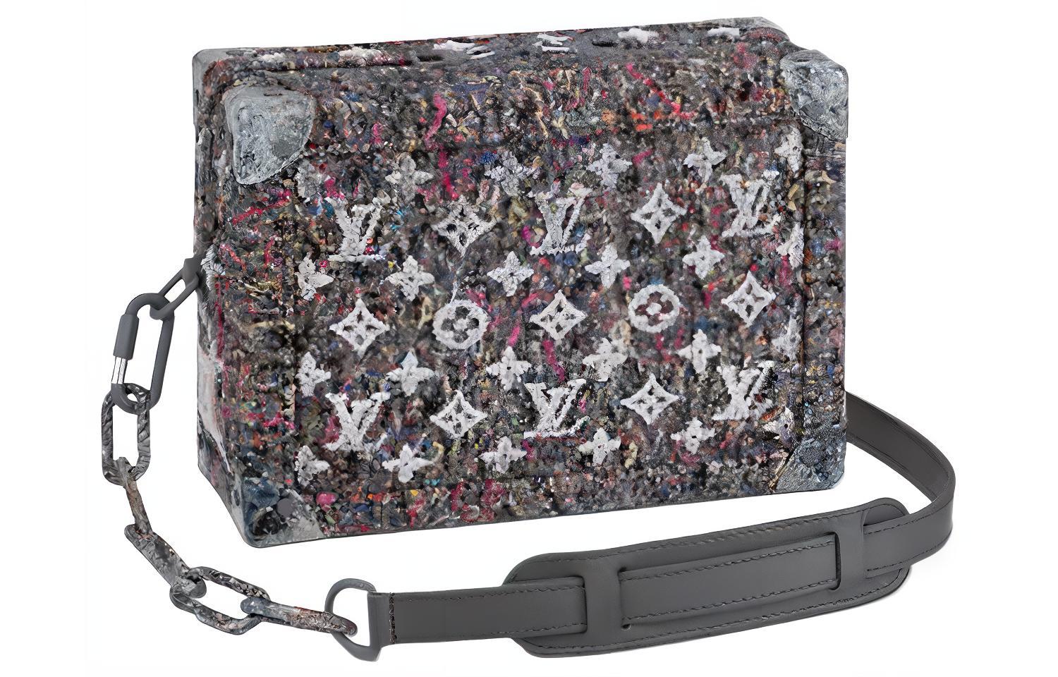 LOUIS VUITTON Кожаная сумка small square, сумка box bag, мягкая коробчатая сумка через плечо, кроссбоди мужская gray & multicolor
LOUIS VUITTON Кожаная сумка small square, сумка box bag, мягкая коробчатая сумка через плечо, кроссбоди мужская gray & multicolor