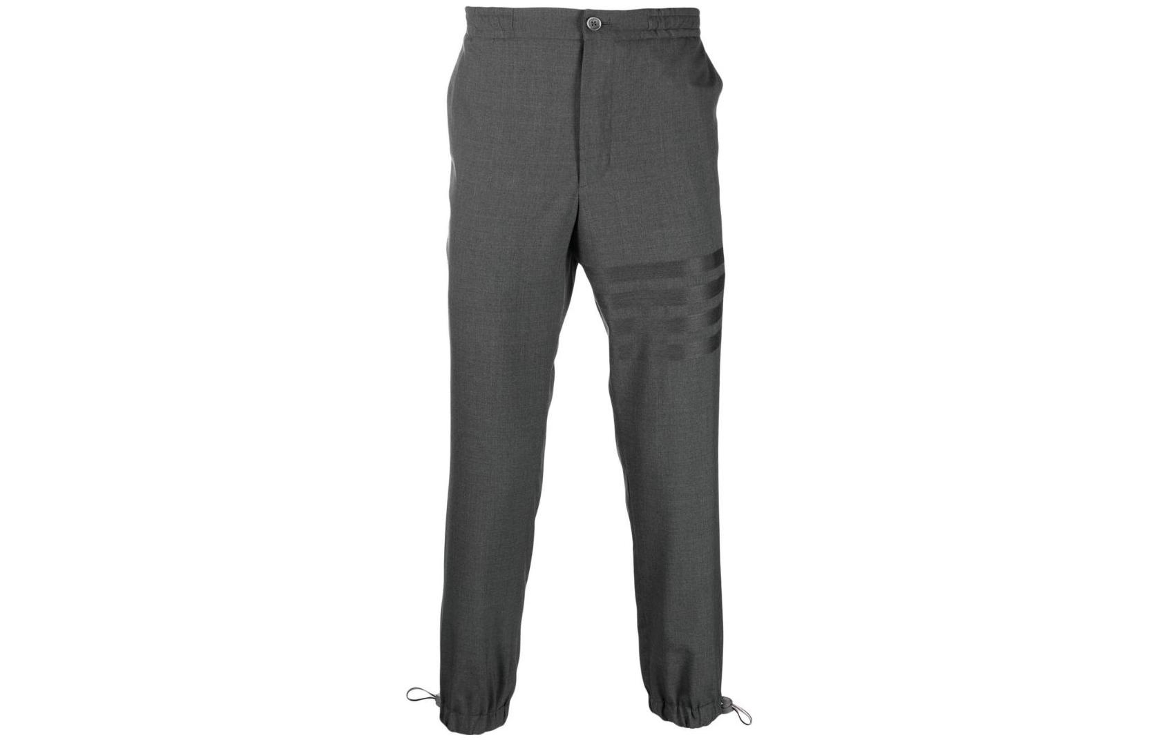 Укороченные классические брюки THOM BROWNE, темно-серый
Укороченные классические брюки THOM BROWNE, темно-серый