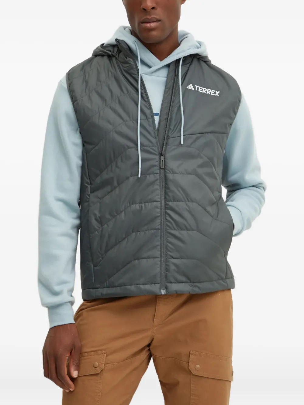 Жилет с капюшоном и вышитым логотипом Adidas, зеленый
Жилет с капюшоном и вышитым логотипом Adidas, зеленый