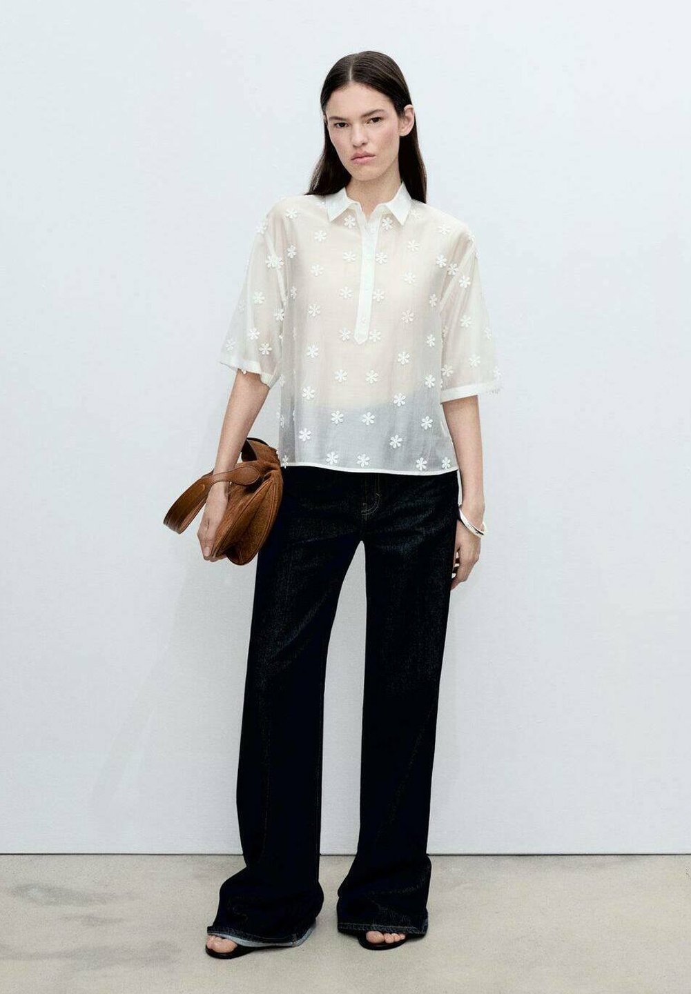 Блуза URI Mango, белый
Блуза URI Mango, белый