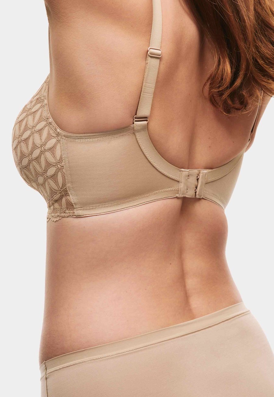 Бюстгальтер Marks & Spencer Triangle bra, Rose Quartz/Mottled Beige
Бюстгальтер Marks & Spencer Triangle bra, Rose Quartz/Mottled Beige