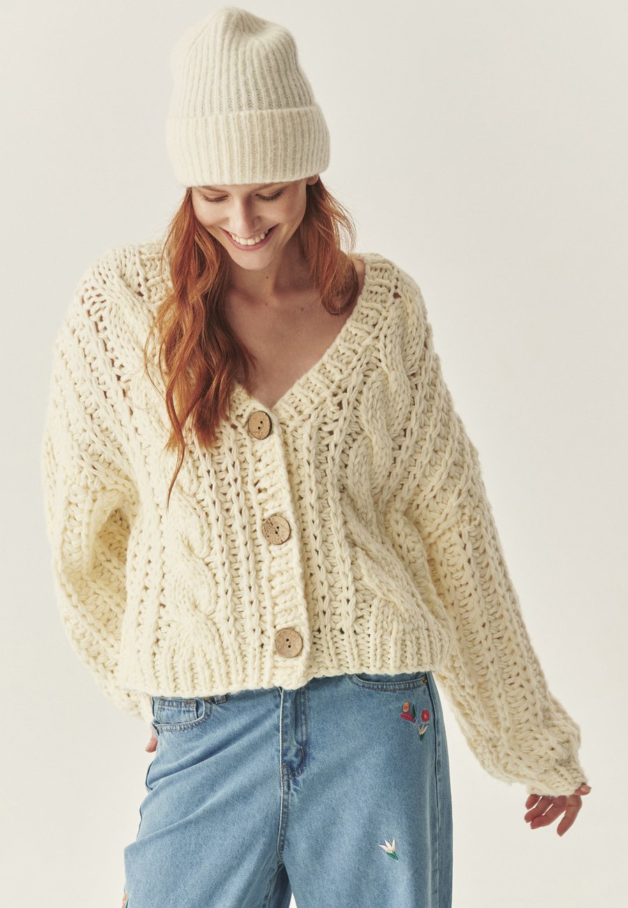 Кардиган TATUUM UNA, Cream White/Beige
Кардиган TATUUM UNA, Cream White/Beige