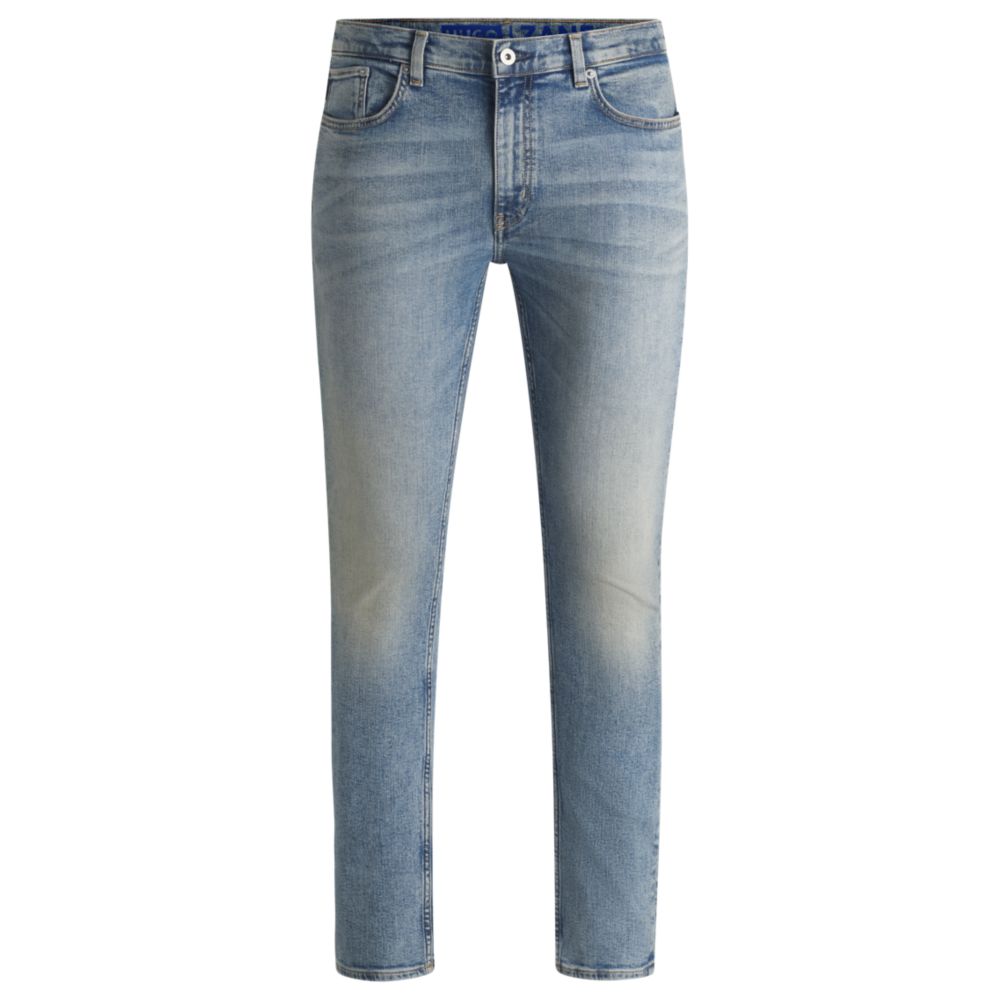 Джинсы очень облегающего кроя из эластичного синего денима с эффектом потертости HUGO
Джинсы очень облегающего кроя из эластичного синего денима с эффектом потертости HUGO