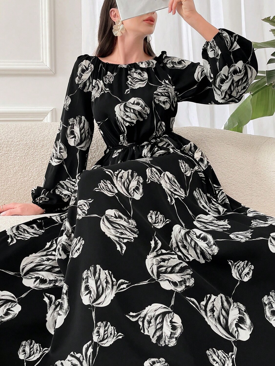 SHEIN Модельное консервативное мусульманское платье, длинный рукав, цветочный принт, круглый вырез, черный цвет
SHEIN Модельное консервативное мусульманское платье, длинный рукав, цветочный принт, круглый вырез, черный цвет