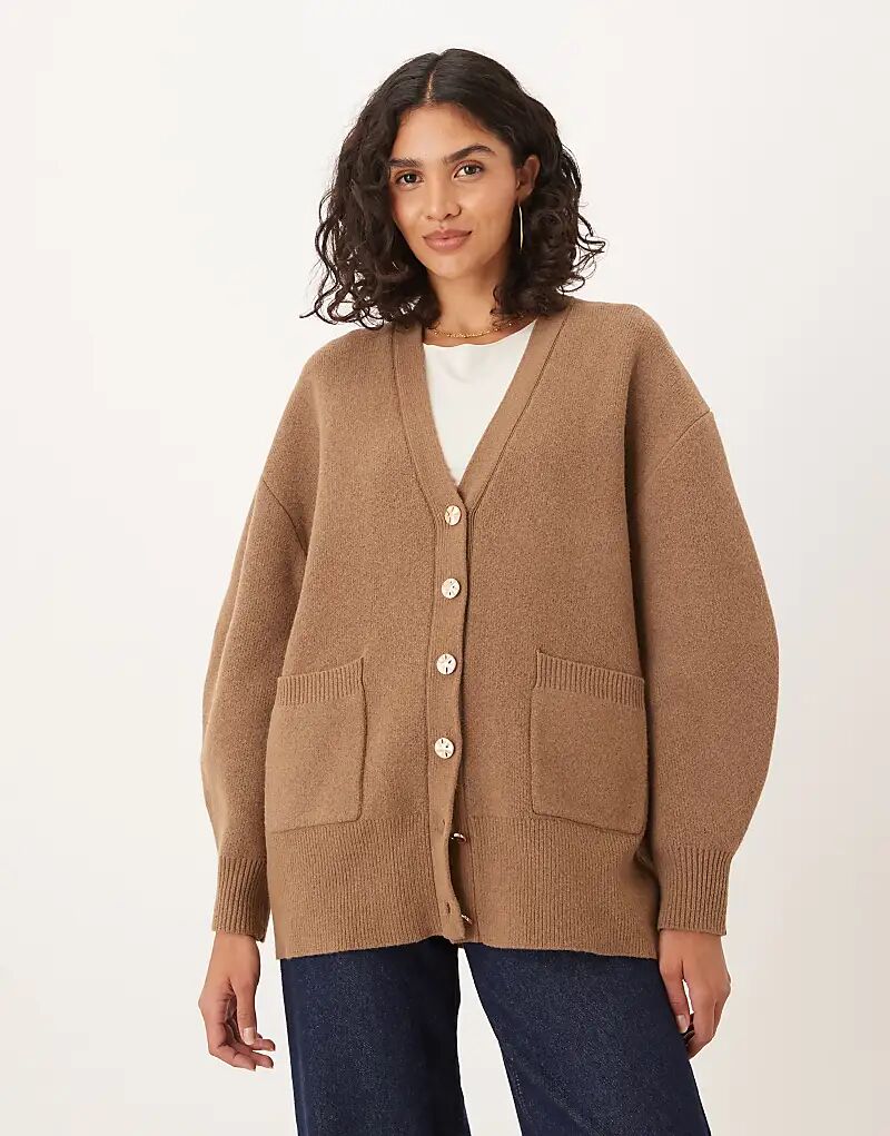 Кардиган бойфренда ASOS DESIGN свободного кроя из структурированной пряжи цвета мокко
Кардиган бойфренда ASOS DESIGN свободного кроя из структурированной пряжи цвета мокко