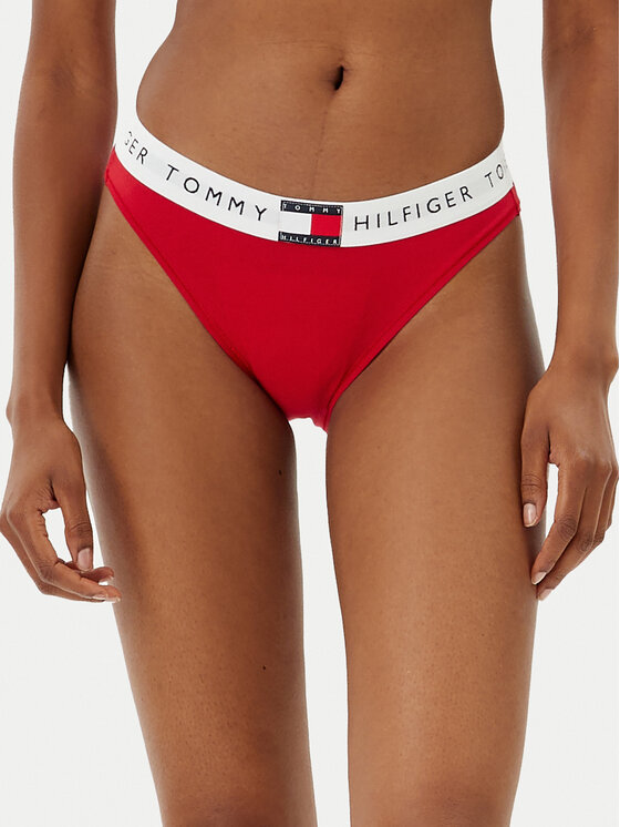 Классические женские трусы UW0UW06038 Tommy Hilfiger, красный
Классические женские трусы UW0UW06038 Tommy Hilfiger, красный