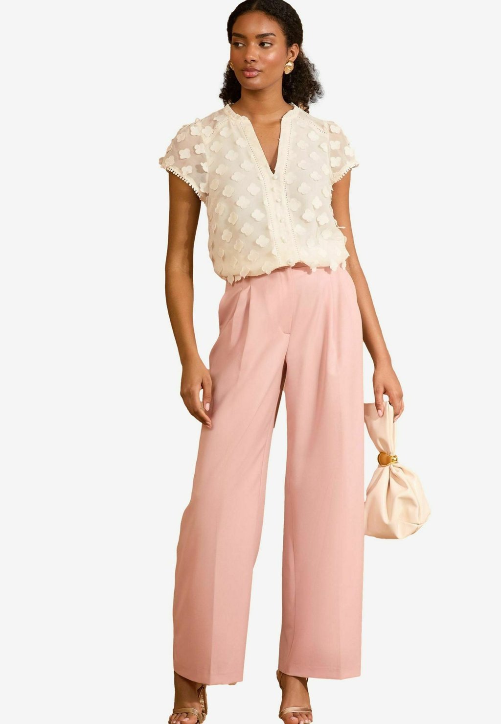 Блуза Love & Roses, белый
Блуза Love & Roses, белый